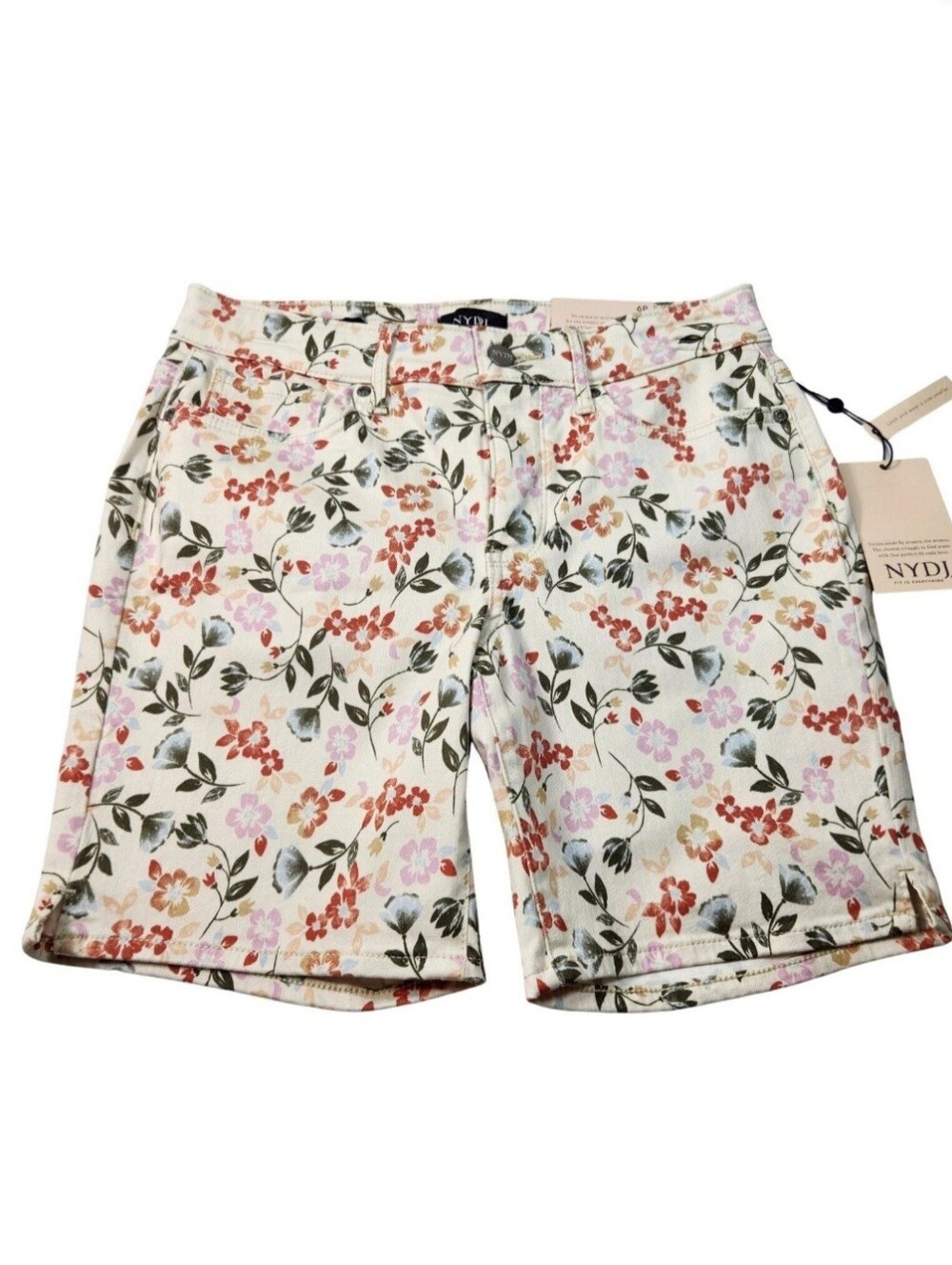 NYDJ Women’s  Shorts Size 6P Ella  Side Seam Slits Secret Garden  Floral NWT 10